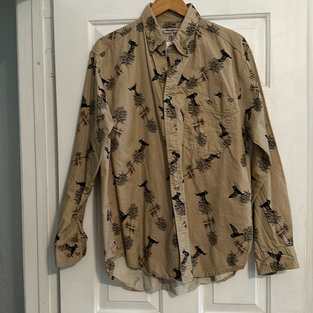 Wrangler Rugged Wear button down shirt